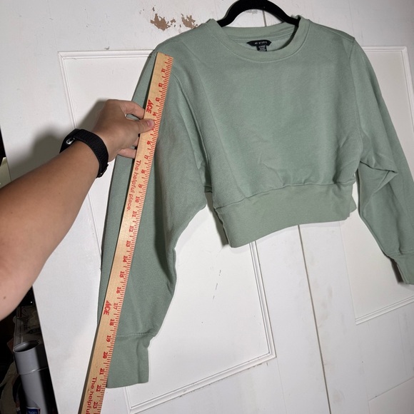American Eagle Sage Green Cropped Crewneck Sweatshirt Size XS Super Soft Lounge - Picture 4 of 7